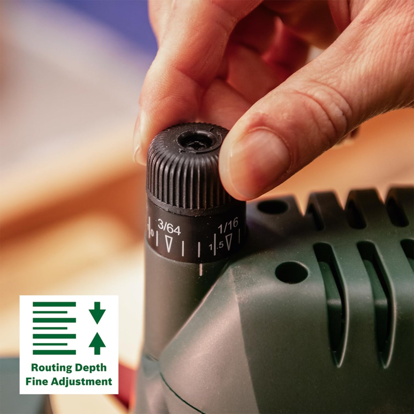 Bosch Oberfräse POF 1400 ACE (1.400 Watt, im Koffer)